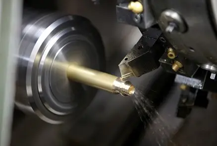 manufacturing-cnc-turned-parts