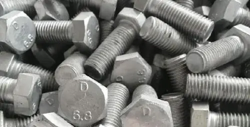 Galvanized fasteners