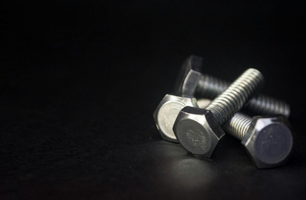 Cold heading forming process for fasteners